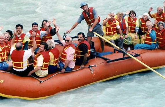 3-rafting-jasper-riviere-athabaska.jpg 3-rafting-jasper-riviere-athabaska.jpg