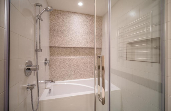 Bathroom Oceanview Suite