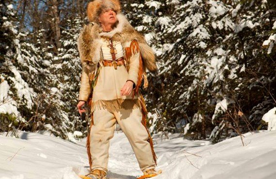 Site Traditionnel Huron - Balade en raquettes à neige Site Traditionnel Huron - Balade en raquettes à neige
