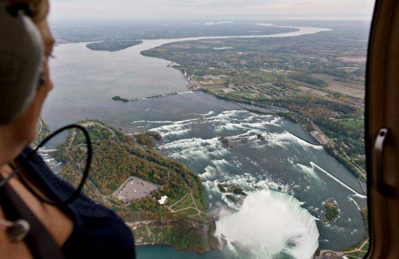 3-survol-helicoptere-chute-niagara.jpg 3-survol-helicoptere-chute-niagara.jpg