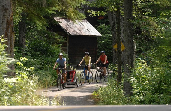 On the Bleuberry Cycling Route On the Bleuberry Cycling Route