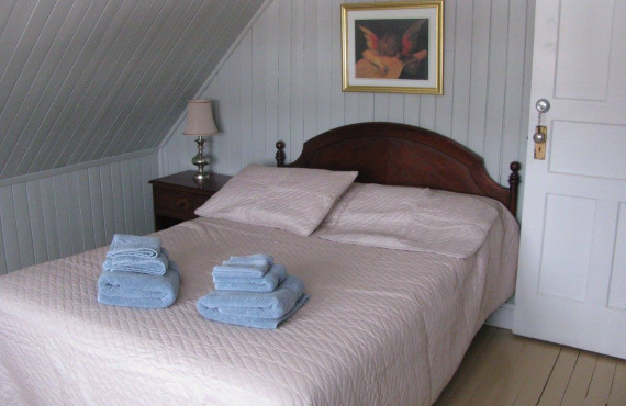 Chambre avec salle de bain partagée Chambre avec salle de bain partagée