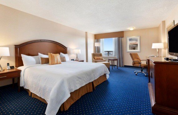 Coast Plaza Calgary - Chambre lit king Coast Plaza Calgary - Chambre lit king