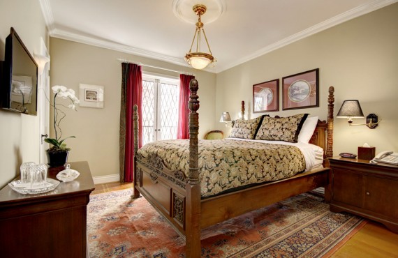 English Bay Inn - Chambre lit Queen English Bay Inn - Chambre lit Queen