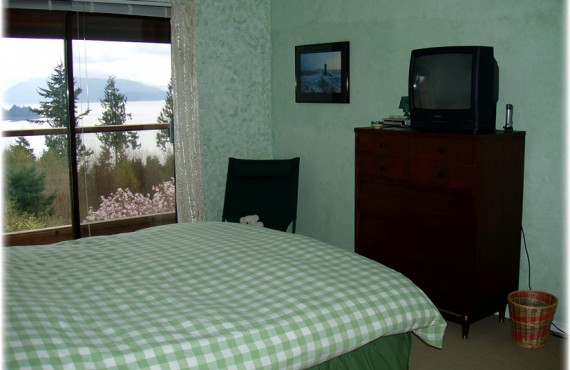 Gîte Arcturus Retreat - Chambre Grizzly Bear Gîte Arcturus Retreat - Chambre Grizzly Bear