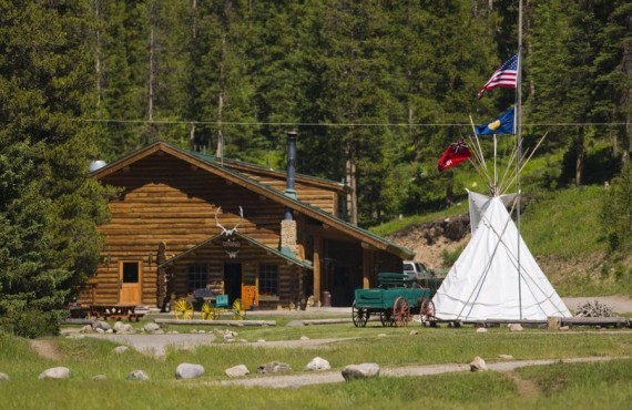 Chalet, Tepee Chalet, Tepee