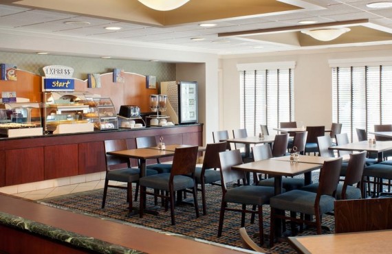 Salle du petit-déjeuner Salle du petit-déjeuner