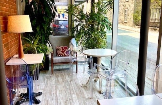 Salle de petit-déjeuner et café Salle de petit-déjeuner et café