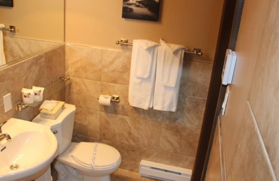Salle de bain d'une chambre Salle de bain d'une chambre