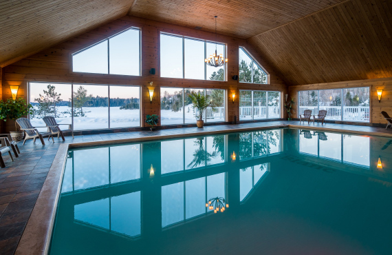 Piscine intérieure Piscine intérieure