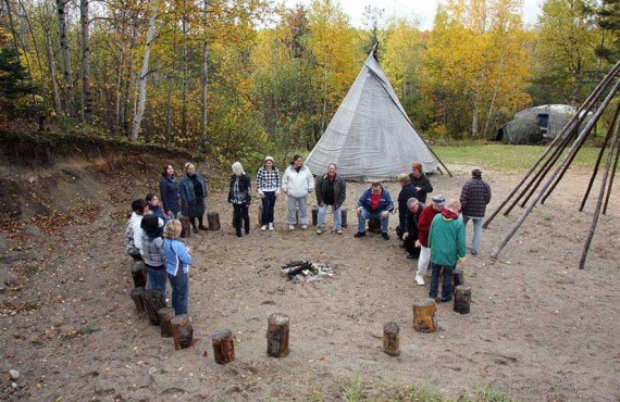 4-rencontre-amerindiens-lac-st-jean.jpg 4-rencontre-amerindiens-lac-st-jean.jpg