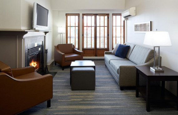 Living room suite Living room suite