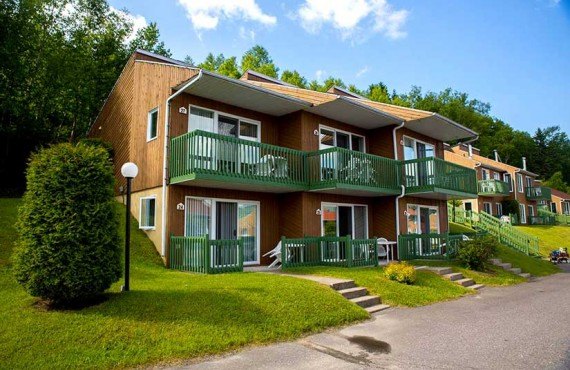 Appartements sur le Fjord - L'Anse-Saint-Jean, Qc Appartements sur le Fjord - L'Anse-Saint-Jean, Qc