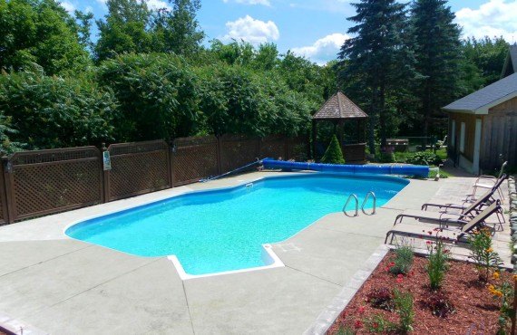 5-auberge-de-la-tour-spa-pool 5-auberge-de-la-tour-spa-pool