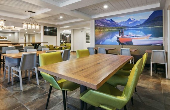 Breakfast room Breakfast room