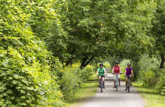 Randonnée à vélo - Sentier de l’Île-de-la-Commune Randonnée à vélo - Sentier de l’Île-de-la-Commune