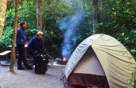 5-camping-riverside