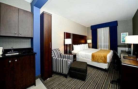 Comfort Inn Toronto - Suite Comfort Inn Toronto - Suite