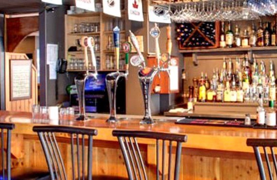 Days Inn Golden - Bar Days Inn Golden - Bar