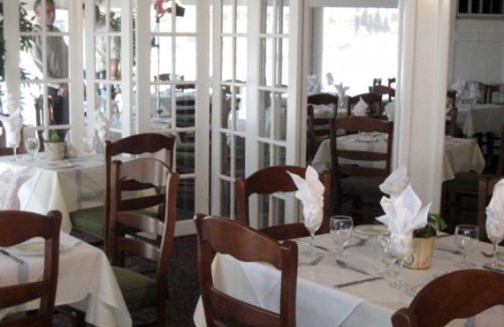 Gananoque Inn & Spa - Restaurant Watermark