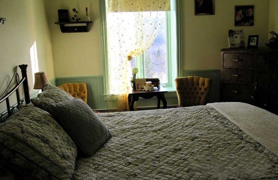 Gîte à l'Abri du Clocher - Chambre Gîte à l'Abri du Clocher - Chambre
