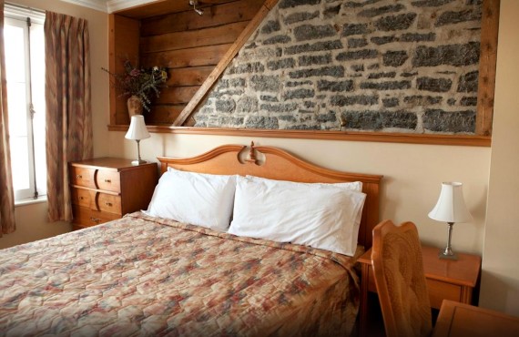 Hôtel Jardin Ste-Anne - Chambre lit King Hôtel Jardin Ste-Anne - Chambre lit King