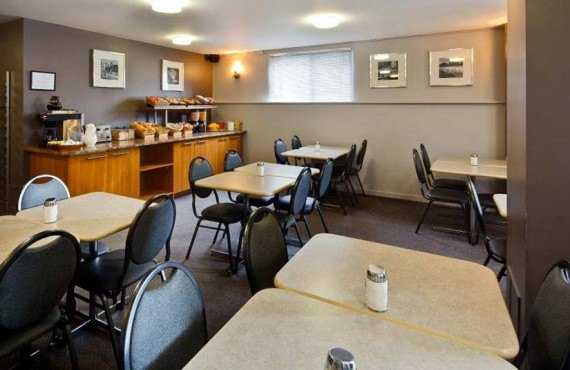 Breakfast room Breakfast room