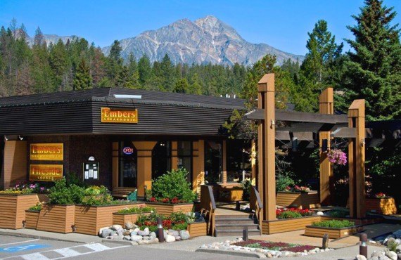 Marmot Lodge - Embers Steakhouse