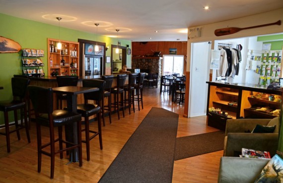 Pourvoirie du Fer à Cheval - Resto-bar Pourvoirie du Fer à Cheval - Resto-bar