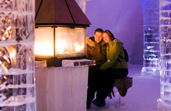 Visite de l'Hôtel de Glace - Feu de foyer Visite de l'Hôtel de Glace - Feu de foyer