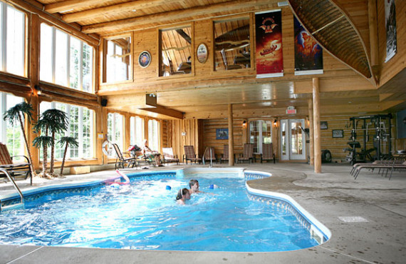 Piscine intérieure Piscine intérieure