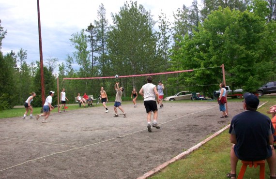 Camping Amqui - Volley-ball Camping Amqui - Volley-ball