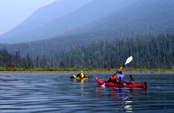 Kayak de mer sur le Fjord du Saguenay Kayak de mer sur le Fjord du Saguenay