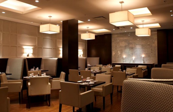 Salle à manger du restaurant C|Prime Salle à manger du restaurant C|Prime