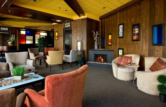 Lounge Lounge