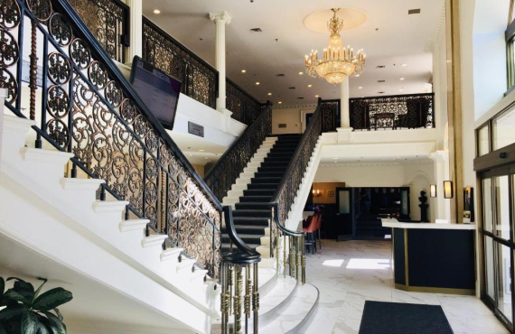 Lobby Lobby