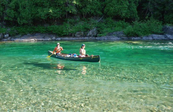 Bonaventure River canoe run (Cime Aventure)