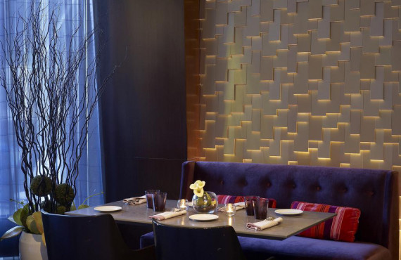 SIX Resto Lounge SIX Resto Lounge