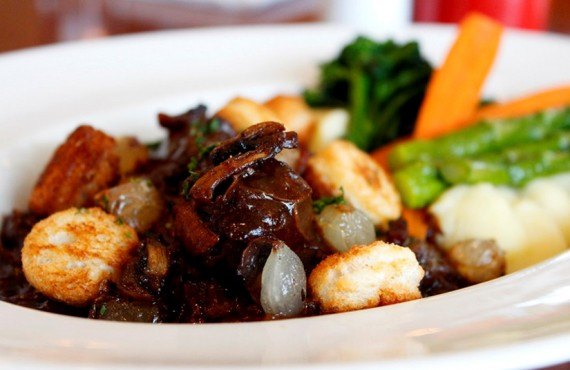 Fairmont Château Louise - Bison Bourguignon Fairmont Château Louise - Bison Bourguignon