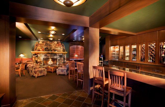 Marmot Lodge - Bar Lounge