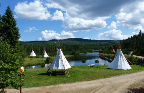 Tipi & Lac Tipi & Lac