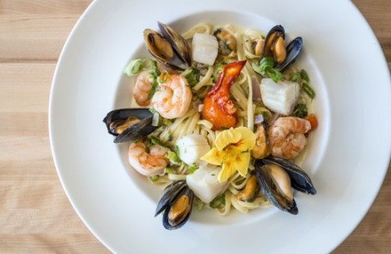 Plat aux saveurs de la mer Plat aux saveurs de la mer