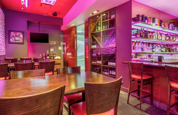 Le Cellier Resto / Bar à vins Le Cellier Resto / Bar à vins