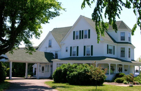 Auberge Le Vieux Presbytère - Bouctouche, NB Auberge Le Vieux Presbytère - Bouctouche, NB