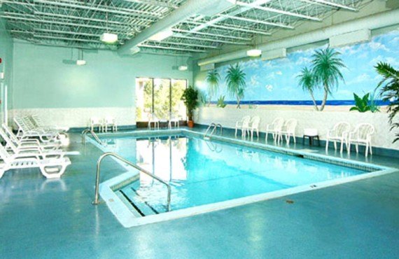 Best Western Plus Gatineau - piscine intérieure Best Western Plus Gatineau - piscine intérieure