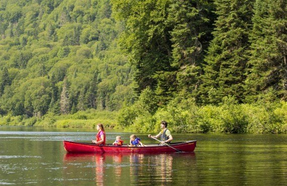 lac jacques cartier qc canada