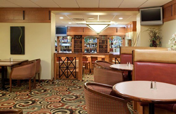Crowne Plaza Moncton - Bin 1005 Bar Lounge Crowne Plaza Moncton - Bin 1005 Bar Lounge