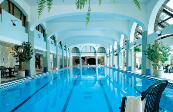 7-fairmont-banff-springs-hotel-piscine 7-fairmont-banff-springs-hotel-piscine