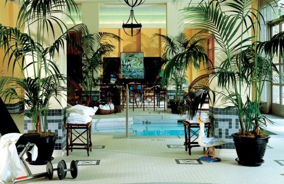 Fairmont Château Whistler - Piscine intérieure Fairmont Château Whistler - Piscine intérieure