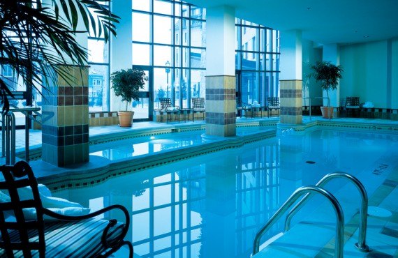 Fairmont Tremblant -Piscine intétieure Fairmont Tremblant -Piscine intétieure